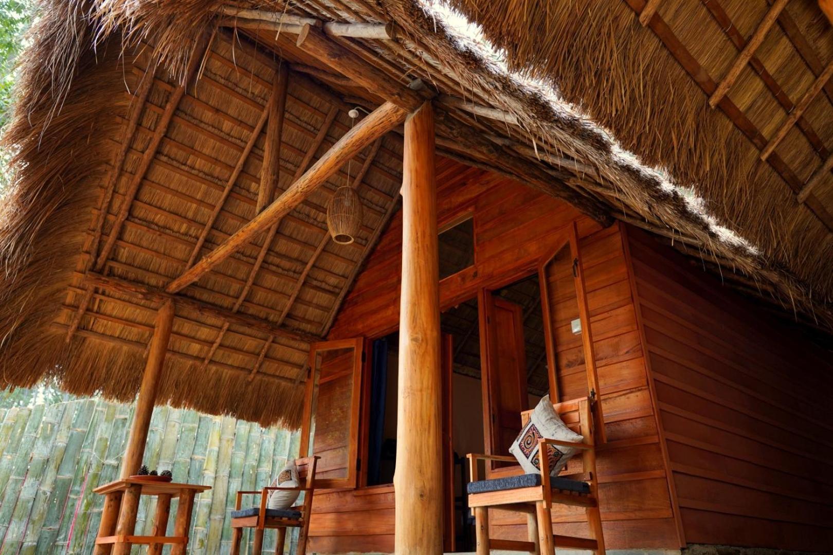 Gaga Bees Ella Hotel ภายนอก รูปภาพ