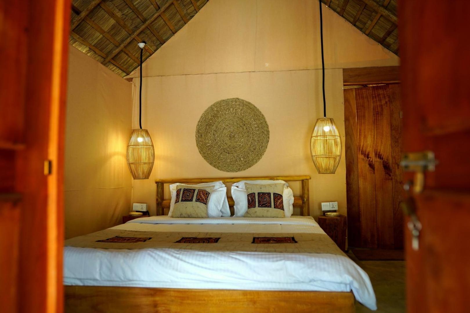 Gaga Bees Ella Hotel ภายนอก รูปภาพ