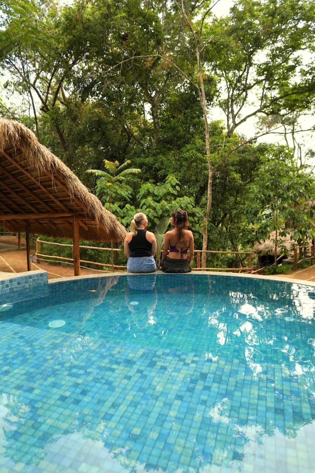 Gaga Bees Ella Hotel ภายนอก รูปภาพ